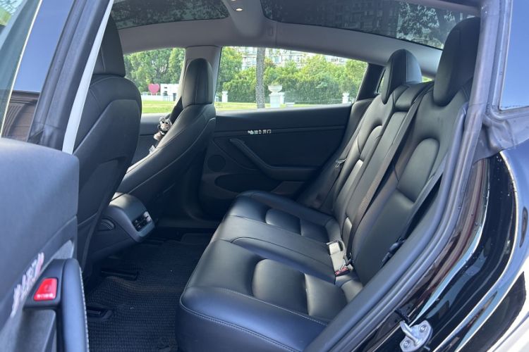 Used Tesla Model 3 2022 Rear-Wheel-Drive Version Interior 6