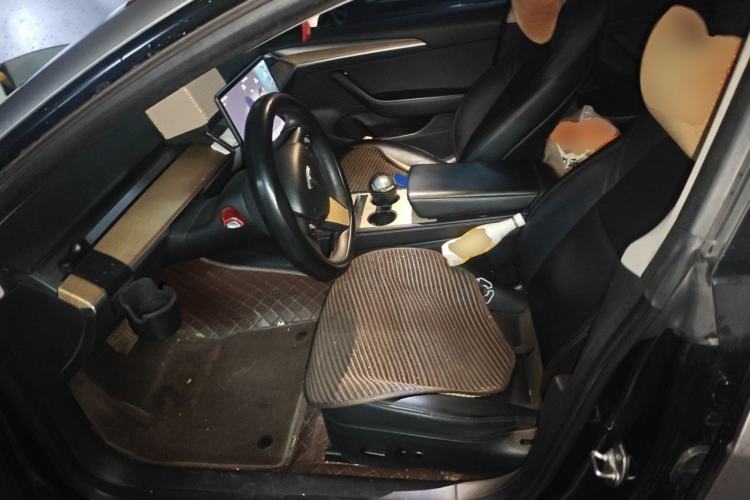 Used Tesla Model 3 2022 Rear-Wheel-Drive Version Left Front Seat