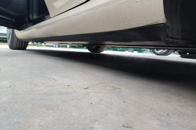 Used Tesla Model 3 2022 Rear-Wheel-Drive Version Left Side Sill