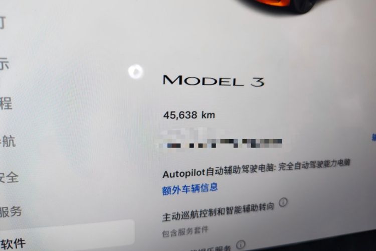Used Tesla Model 3 2022 Rear-Wheel-Drive Version Odometer Close Up