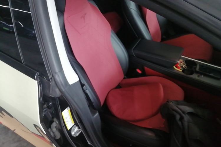Used Tesla Model 3 2022 Rear-Wheel-Drive Version Right Front Seat