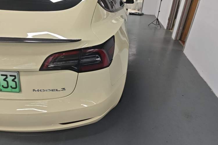 Used Tesla Model 3 2022 Rear-Wheel-Drive Version Right Rear Taillight