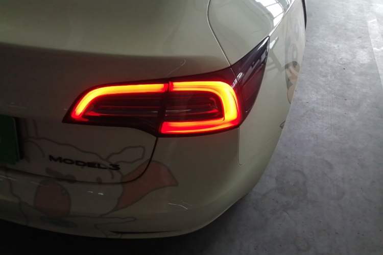 Used Tesla Model 3 2022 Rear-Wheel-Drive Version Right Rear Taillight