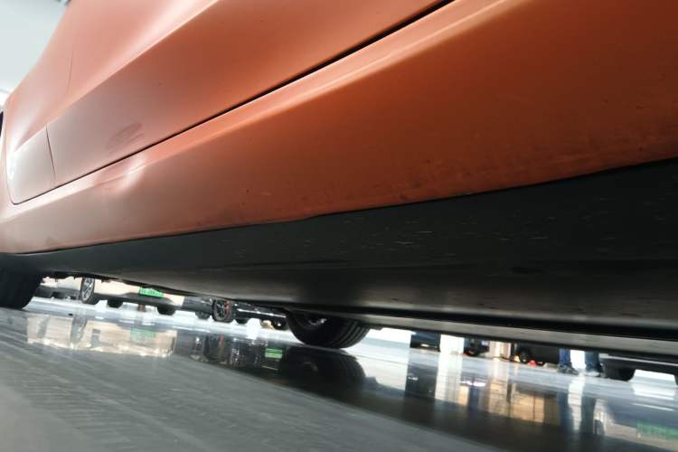 Used Tesla Model 3 2022 Rear-Wheel-Drive Version Right Side Sill
