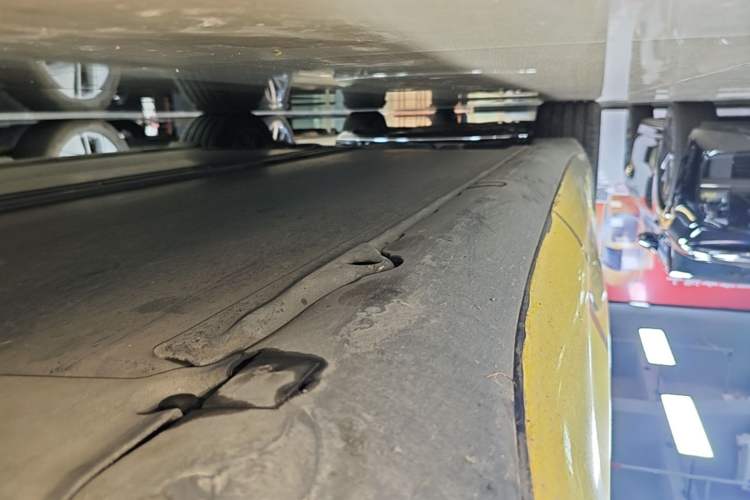 Used Tesla Model 3 2022 Rear-Wheel-Drive Version Right Side Sill