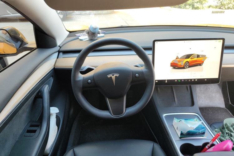 Used Tesla Model 3 2022 Rear-Wheel-Drive Version Steering Wheel
