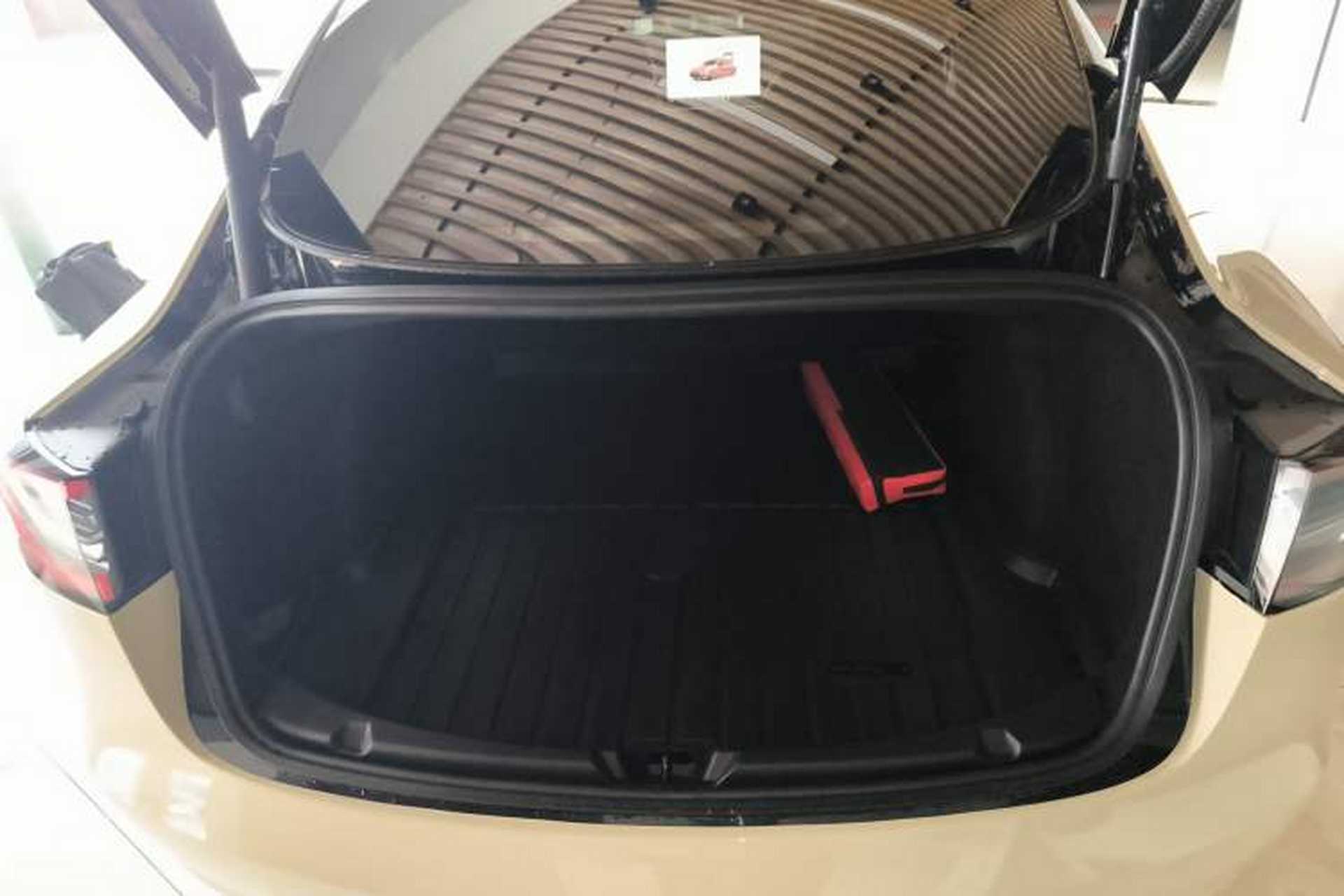 Used Tesla Model 3 2022 Rear-Wheel-Drive Version Trunk