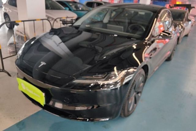 Used Tesla Model 3 2023 Rear-Wheel-Drive Version