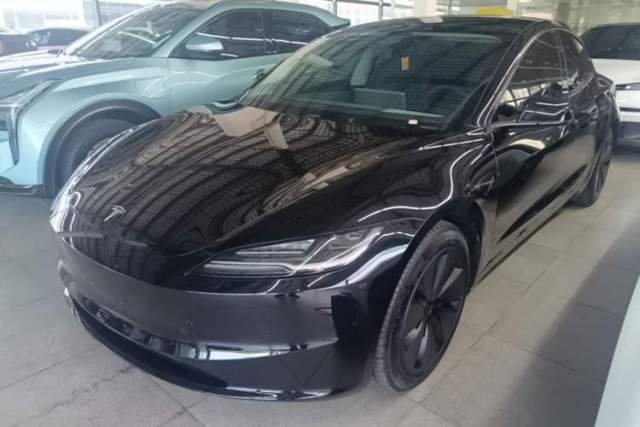 Used Tesla Model 3 2023 Rear-Wheel-Drive Version