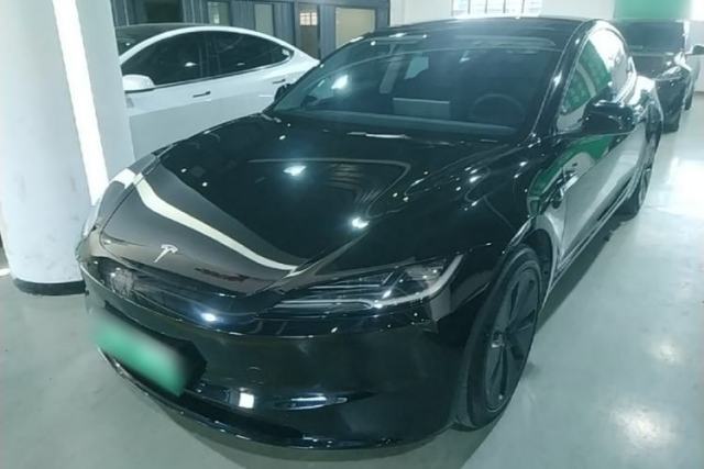 Tesla Model 3 2023 Rear-Wheel-Drive Version d’occasion