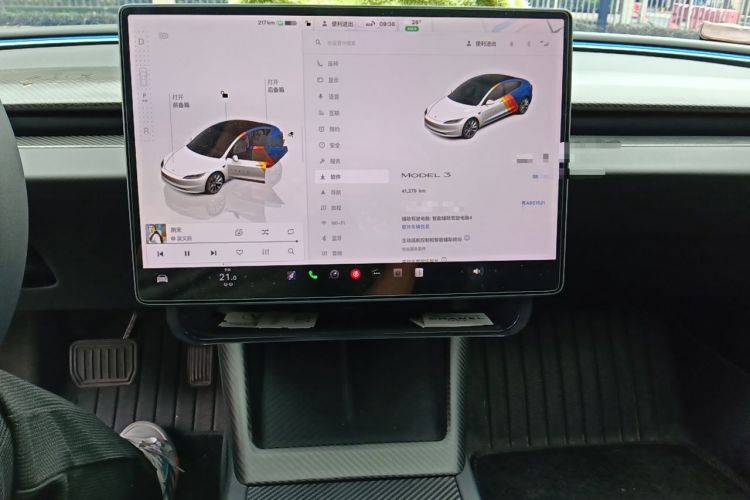 Used Tesla Model 3 2023 Rear-Wheel-Drive Version Audio And AC Panel