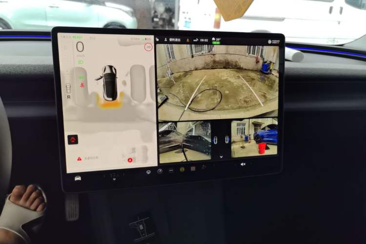 Used Tesla Model 3 2023 Rear-Wheel-Drive Version Audio And AC Panel