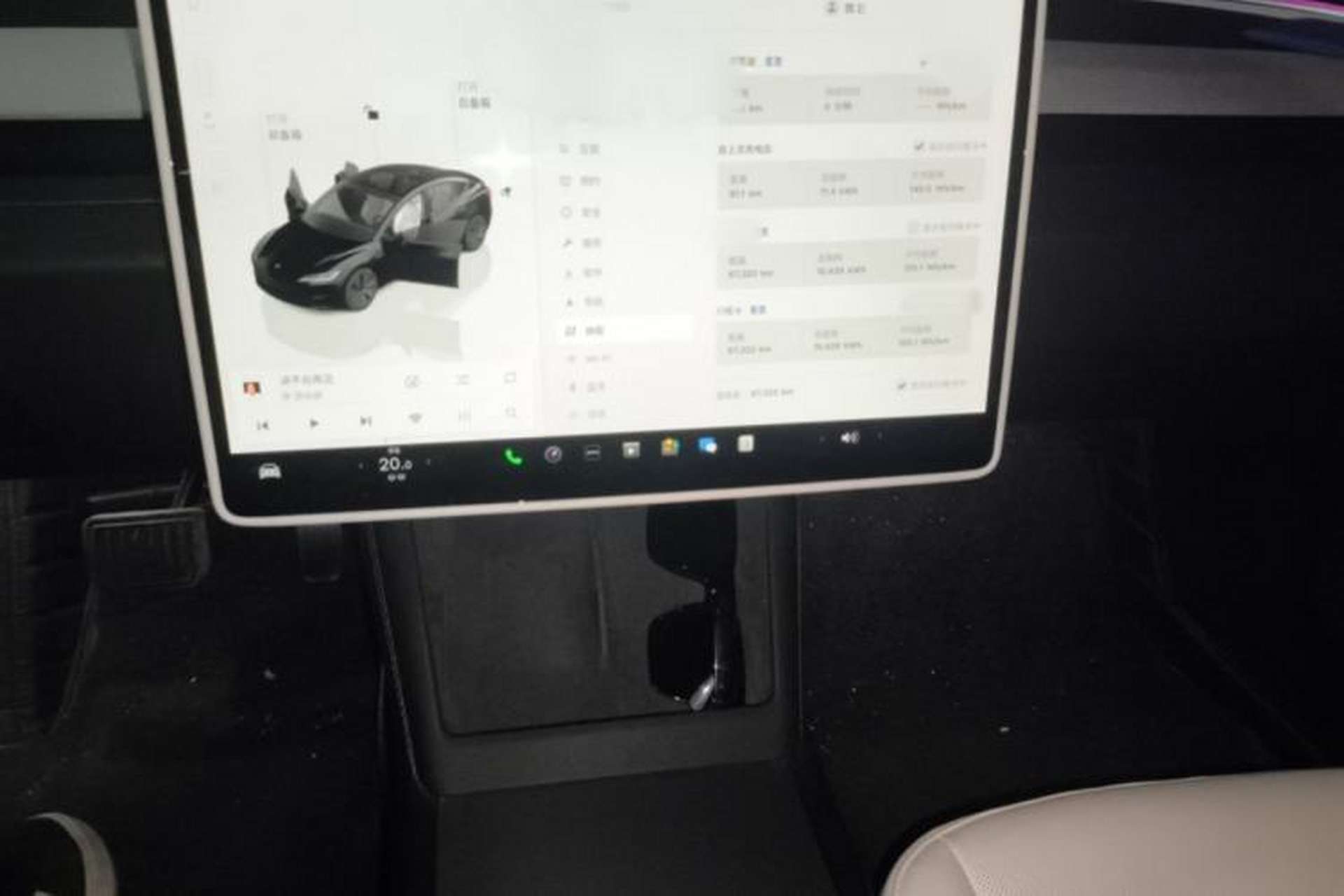 Used Tesla Model 3 2023 Rear-Wheel-Drive Version Audio And AC Panel