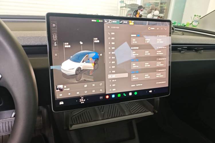 Used Tesla Model 3 2023 Rear-Wheel-Drive Version Audio And AC Panel