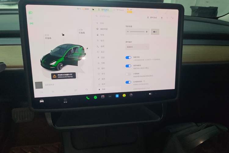 Used Tesla Model 3 2023 Rear-Wheel-Drive Version Audio And AC Panel