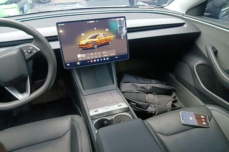Used Tesla Model 3 2023 Rear-Wheel-Drive Version Audio And AC Panel
