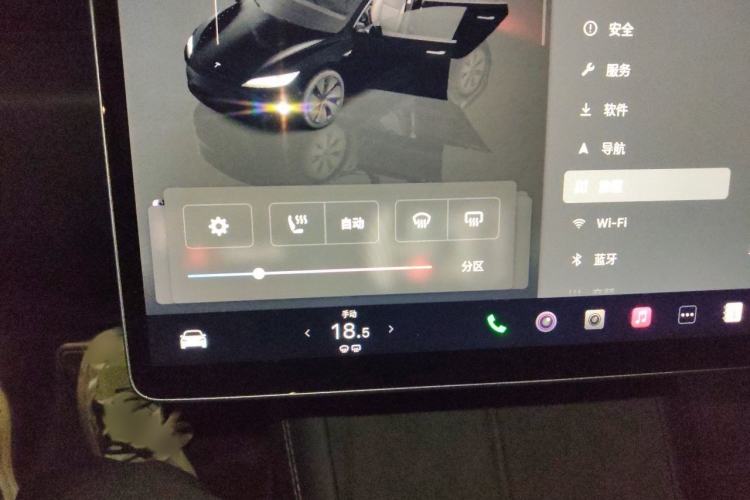 Used Tesla Model 3 2023 Rear-Wheel-Drive Version Audio And AC Panel