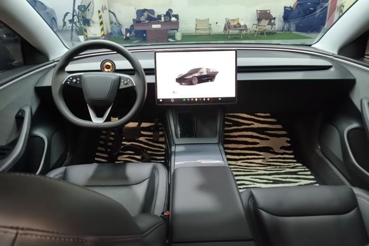Used Tesla Model 3 2023 Rear-Wheel-Drive Version Center Console