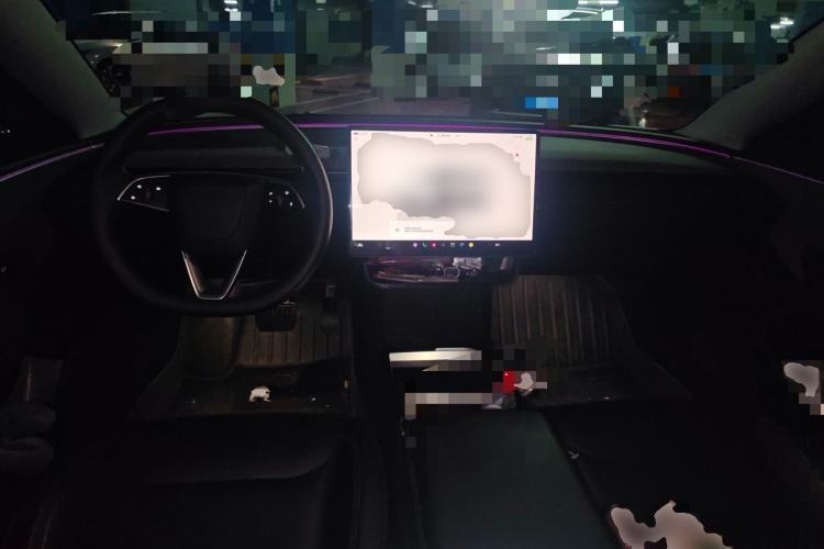 Used Tesla Model 3 2023 Rear-Wheel-Drive Version Center Console