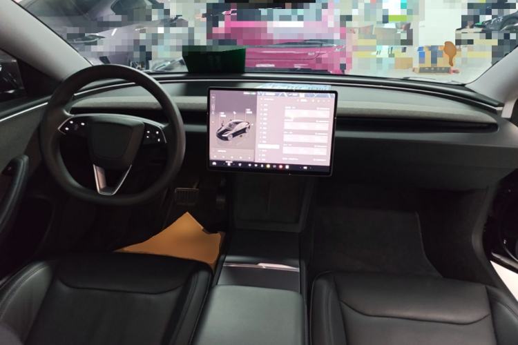 Used Tesla Model 3 2023 Rear-Wheel-Drive Version Center Console
