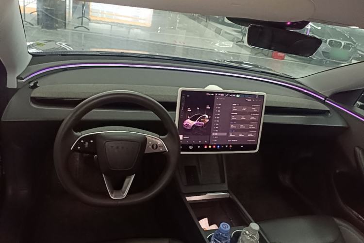 Used Tesla Model 3 2023 Rear-Wheel-Drive Version Center Console