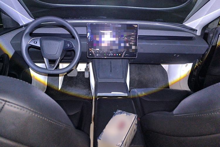 Used Tesla Model 3 2023 Rear-Wheel-Drive Version Center Console