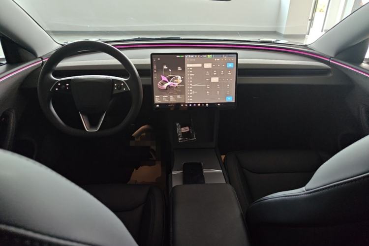 Used Tesla Model 3 2023 Rear-Wheel-Drive Version Center Console