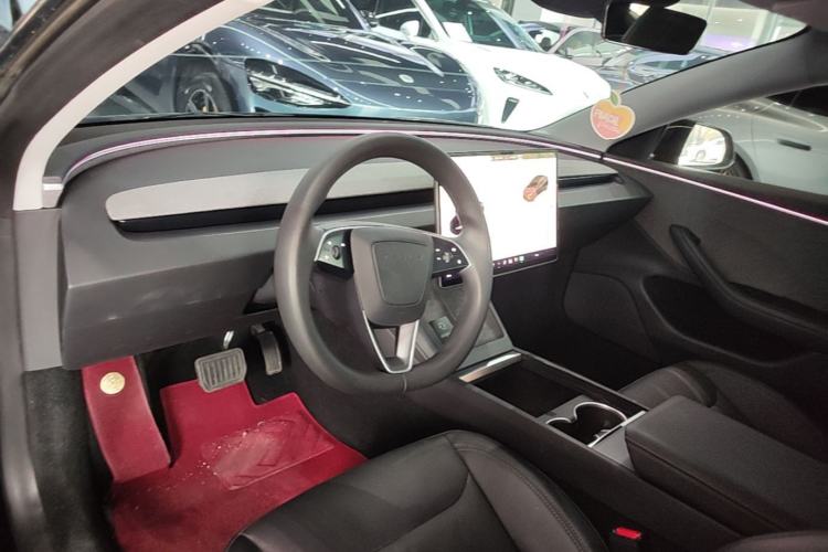 Used Tesla Model 3 2023 Rear-Wheel-Drive Version Center Console
