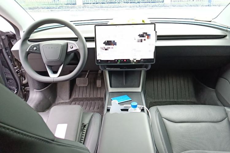 Used Tesla Model 3 2023 Rear-Wheel-Drive Version Center Console