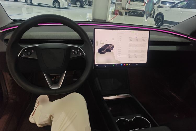 Used Tesla Model 3 2023 Rear-Wheel-Drive Version Center Console