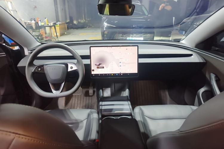 Used Tesla Model 3 2023 Rear-Wheel-Drive Version Center Console