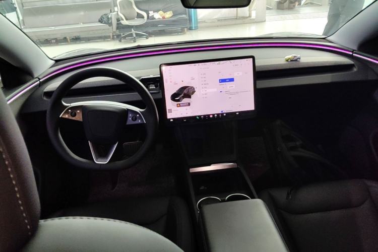 Used Tesla Model 3 2023 Rear-Wheel-Drive Version Center Console