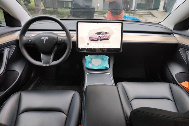 Used Tesla Model 3 2023 Rear-Wheel-Drive Version Center Console