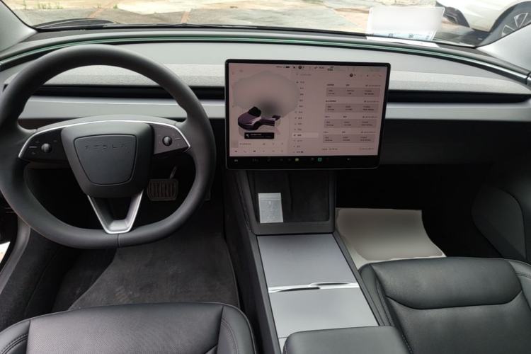 Used Tesla Model 3 2023 Rear-Wheel-Drive Version Center Console