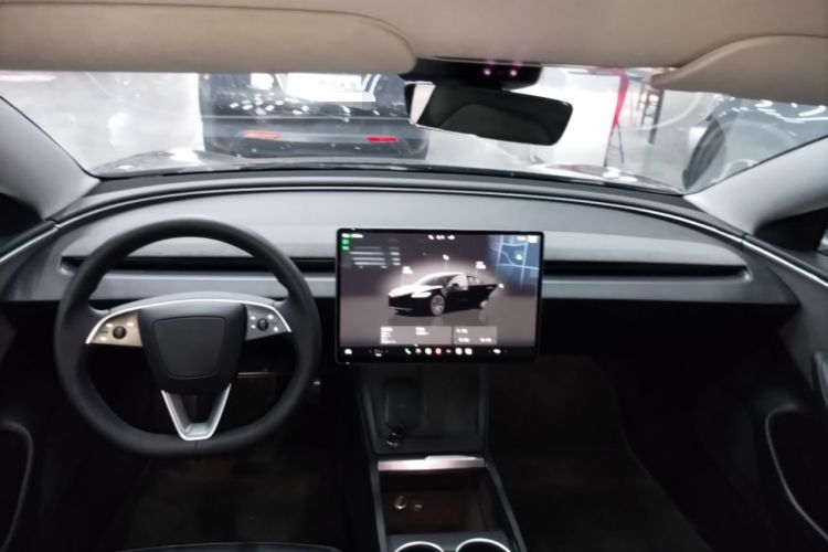 Used Tesla Model 3 2023 Rear-Wheel-Drive Version Center Console