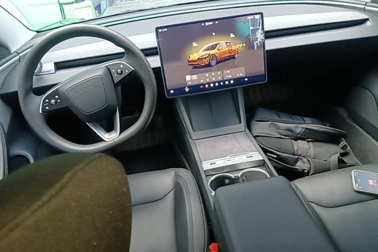 Used Tesla Model 3 2023 Rear-Wheel-Drive Version Center Console