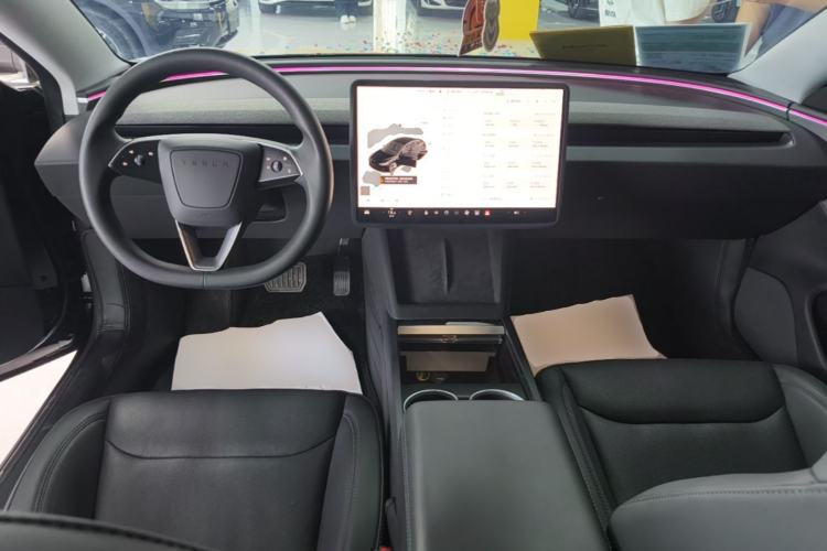 Used Tesla Model 3 2023 Rear-Wheel-Drive Version Center Console