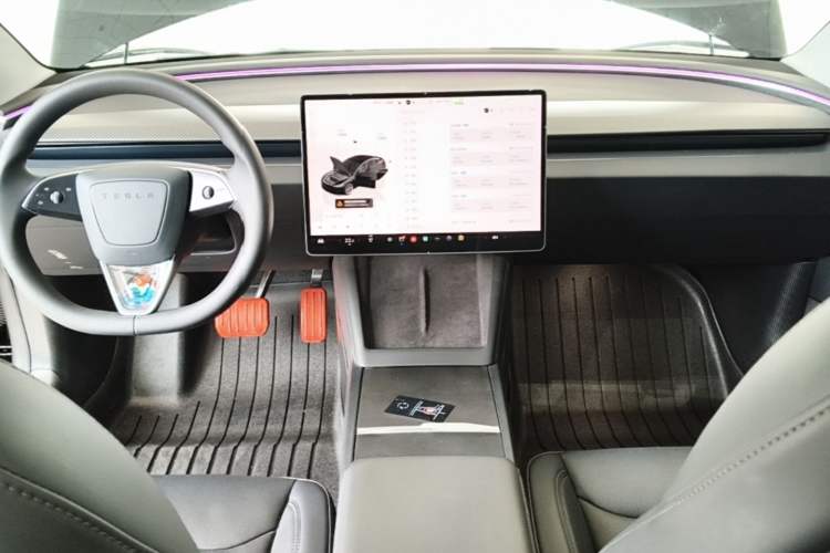 Used Tesla Model 3 2023 Rear-Wheel-Drive Version Center Console