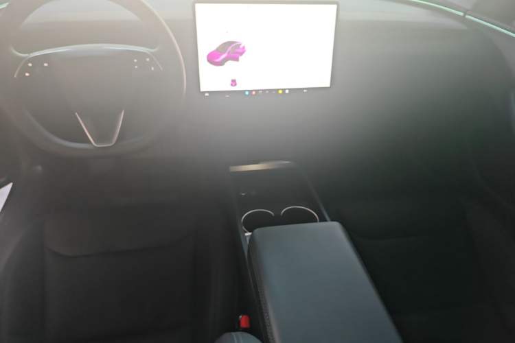 Used Tesla Model 3 2023 Rear-Wheel-Drive Version Center Console