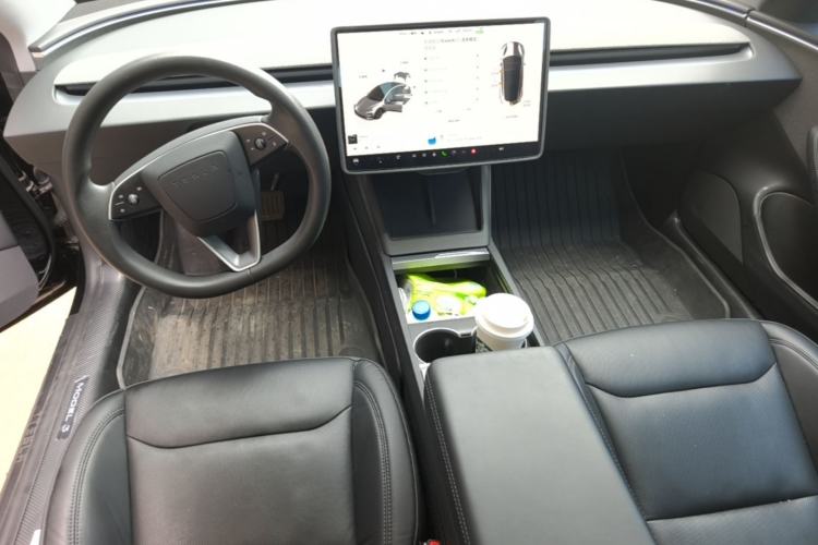 Used Tesla Model 3 2023 Rear-Wheel-Drive Version Center Console