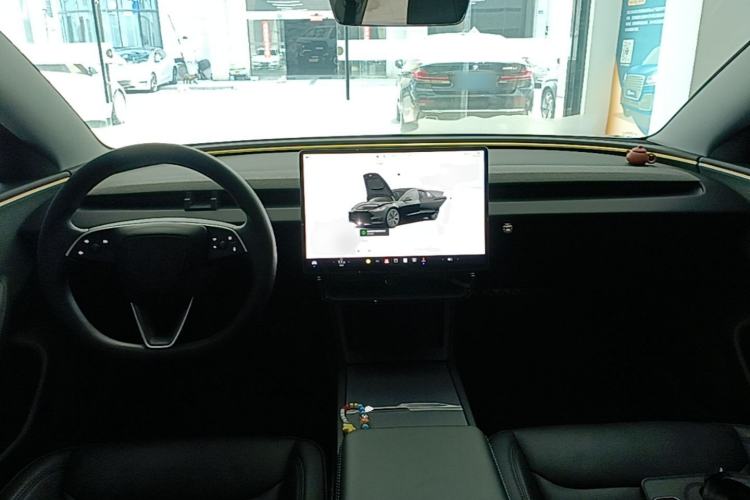 Used Tesla Model 3 2023 Rear-Wheel-Drive Version Center Console