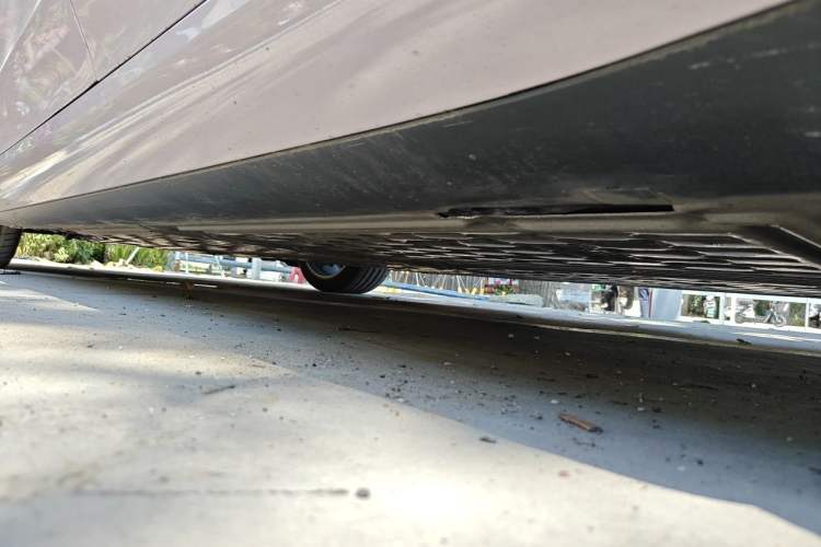 Used Tesla Model 3 2023 Long-Range All-Wheel-Drive Version Chassis Rear Left