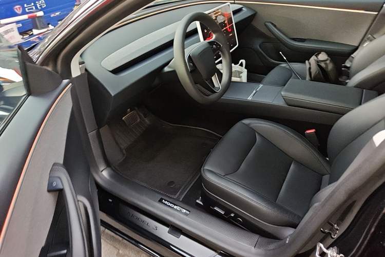 Used Tesla Model 3 2023 Rear-Wheel-Drive Version Driver Seat
