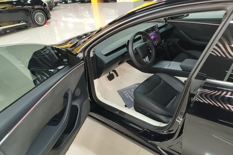 Used Tesla Model 3 2023 Long-Range All-Wheel-Drive Version Driver Seat