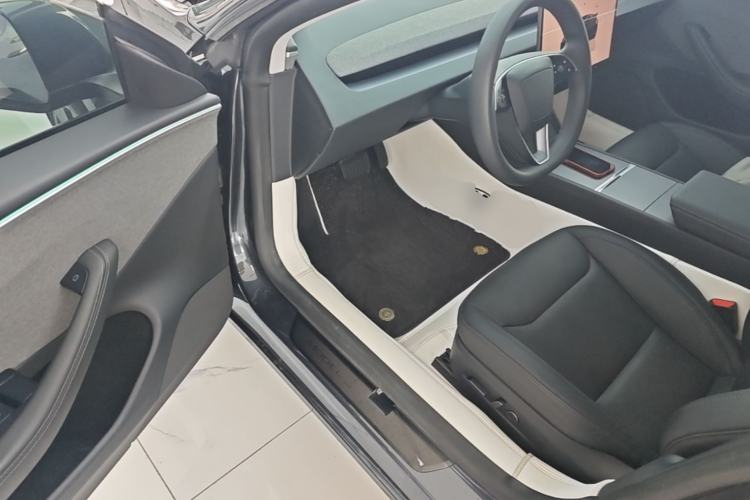 Used Tesla Model 3 2023 Rear-Wheel-Drive Version Driver Seat