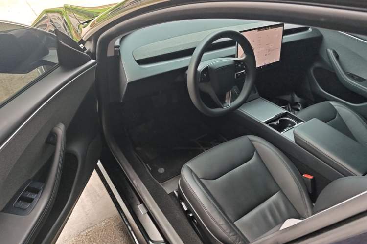 Used Tesla Model 3 2023 Rear-Wheel-Drive Version Driver Seat