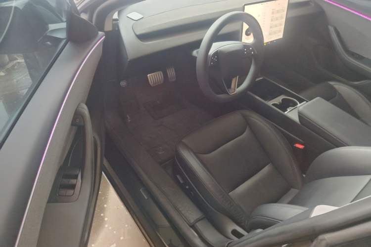 Used Tesla Model 3 2023 Rear-Wheel-Drive Version Driver Seat