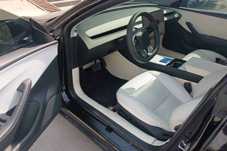 Used Tesla Model 3 2023 Rear-Wheel-Drive Version Driver Seat