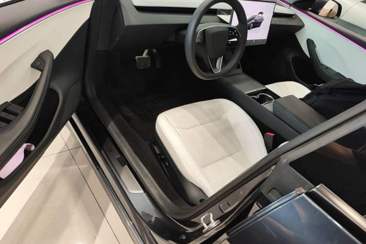 Used Tesla Model 3 2023 Rear-Wheel-Drive Version Driver Seat