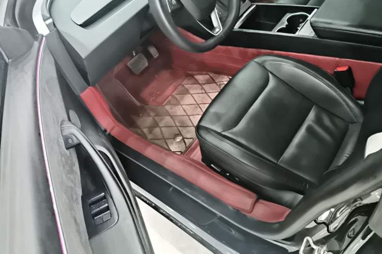 Used Tesla Model 3 2023 Long-Range All-Wheel-Drive Version Driver Seat